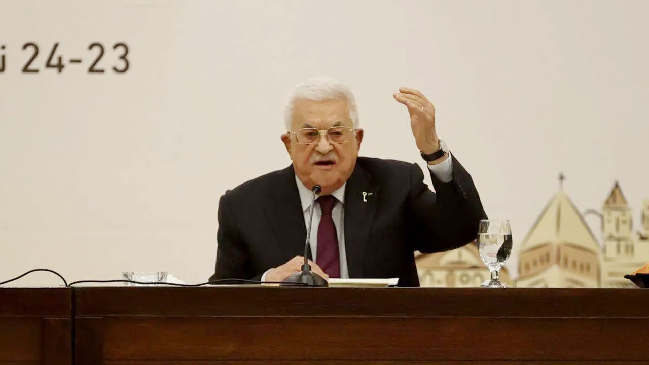 নিজের উত্তরসূরী ঘোষণা করলেন ফিলিস্তিনি প্রেসিডেন্ট মাহমুদ আব্বাস